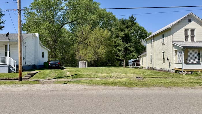 Muskingum River bank view from property